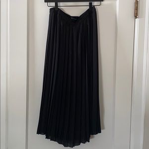 Uniqlo pleated skirt size M